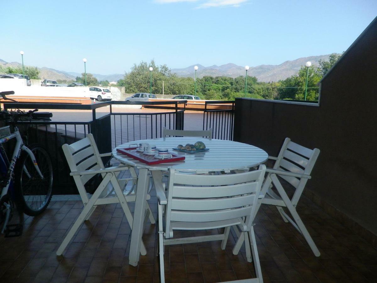 Pietre Nere Apart otel Giardini Naxos Dış mekan fotoğraf